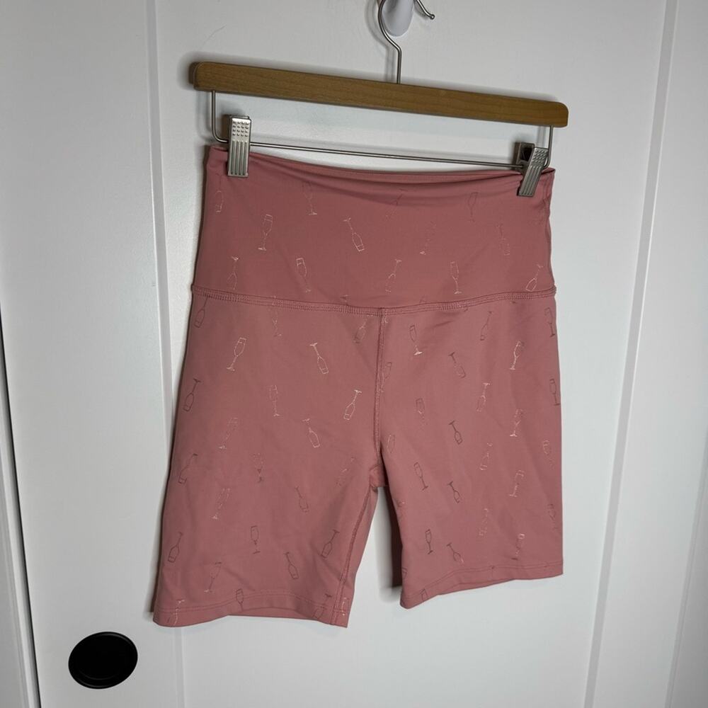Beyond Yoga Pink Biker Shorts Champagne Glass Party Print Size Medium
